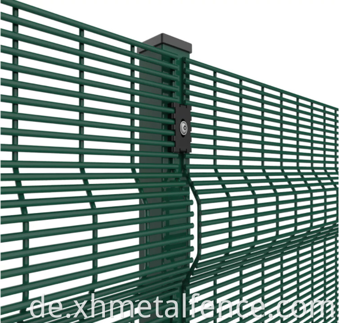 Metal Chain Link Fencing